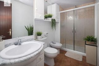 Piso en venta en Parque Ayala - Jardín de la Abadía - Huelín en Málaga