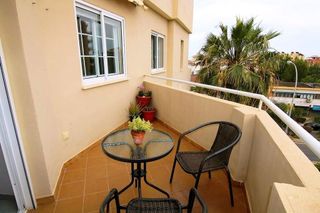 Piso en venta en Montemar en Torremolinos