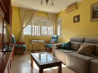 Piso en venta en Colores - Entreparques en Sevilla