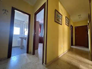 Piso en venta en Colores - Entreparques en Sevilla