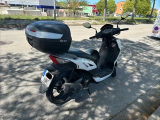 SYM Symphony 125cc Maxi Scooter Blanca