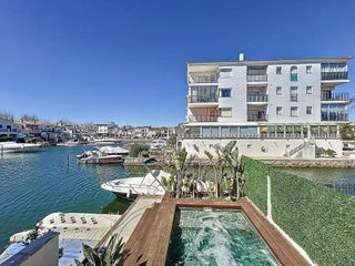 Chalet en venta en Empuriabrava en Castelló d´Empúries