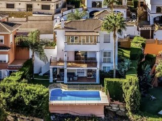 Chalet en venta en Hipódromo - Cerrado del Águila en Mijas