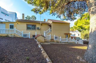 Chalet en venta en Los Balcones - Los Altos del Edén en Torrevieja