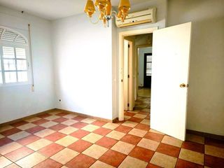 Casa pareada en venta en La Paz en Alcalá de Guadaira