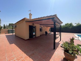 Chalet en venta en Palomares del Río