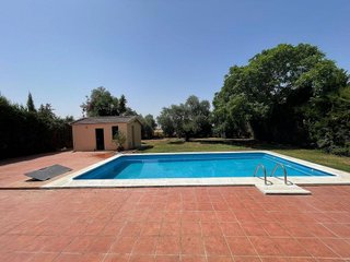Chalet en venta en Palomares del Río