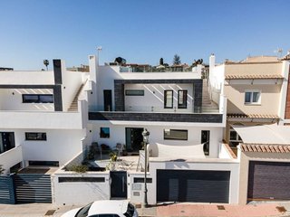 Chalet en venta en Almijara - Capistrano - Cueva de Nerja en Nerja