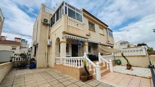 Casa en venta en La Siesta - El Salado - Torreta en Torrevieja