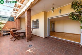 Casa adosada en venta en Bola de Oro - Serrallo en Granada