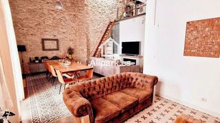 Casa adosada en venta en Benalúa en Alicante