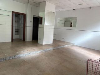 Local comercial en alquiler en Laviada en Gijón