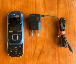 Nokia con cargador