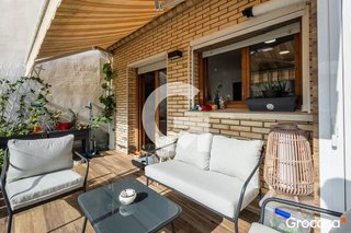 Chalet en venta en El Castell-Poble Vell en Castelldefels
