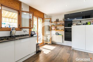 Chalet en venta en El Castell-Poble Vell en Castelldefels