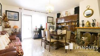 Casa pareada en venta en Les Arenes - La Grípia  Can Montllor en Terrassa