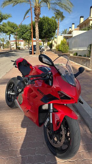 Ducati Panigale V4 2022  ,  10.900 Km