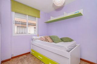 Piso en venta en Zubia (La)