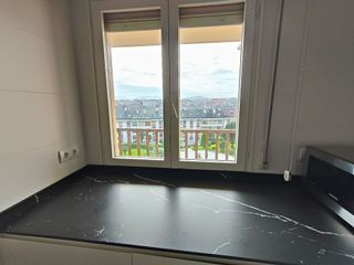 Piso en venta en Valdenoja - La Pereda en Santander