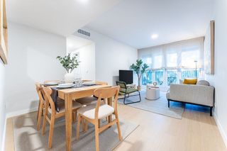 Piso en venta en Colores - Entreparques en Sevilla