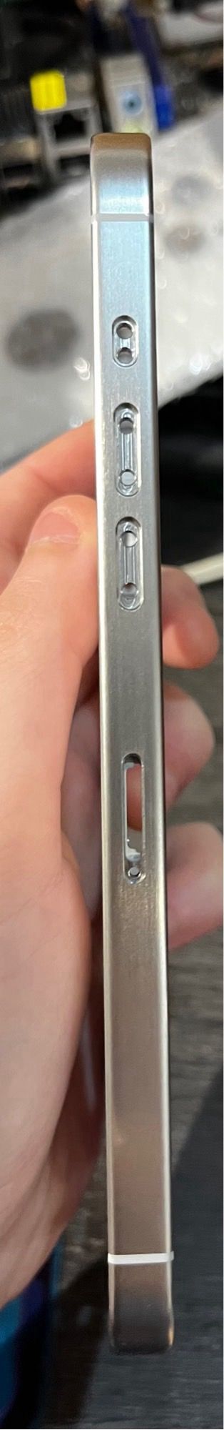 Carcaça iPhone 15 Pro Max Branca