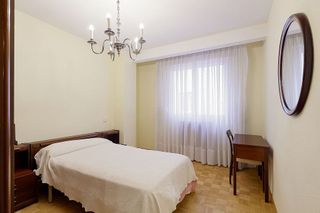 Piso en venta en Centro en Gijón