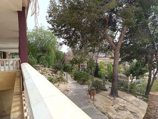 Piso en venta en Juan XXIII en Alicante