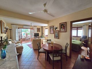 Piso en venta en La Carihuela en Torremolinos