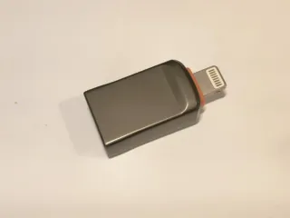 iPhone Lightening to USB adaptor OTG