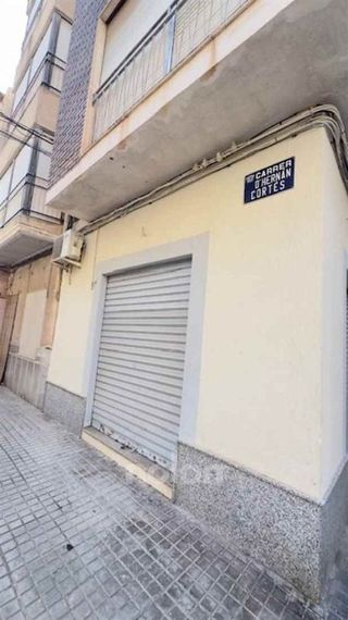 Casa adosada en venta en Novelda