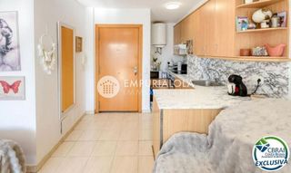 Piso en venta en Salatar en Roses