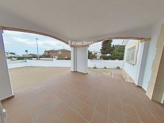 Chalet en venta en Berà Mar - El Francaset en Roda de Barà