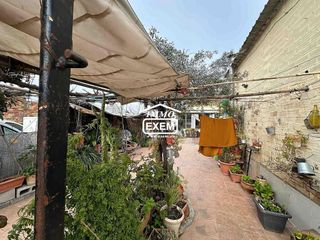 Casa en venta en Joc de la Bola - Camps d'Esports - Ciutat Jardí - Montcada en Lleida