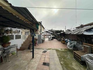 Casa en venta en Joc de la Bola - Camps d'Esports - Ciutat Jardí - Montcada en Lleida