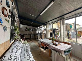 Casa en venta en Joc de la Bola - Camps d'Esports - Ciutat Jardí - Montcada en Lleida