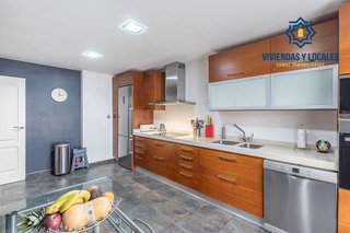 Casa adosada en venta en Alhendín