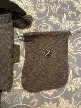 Koala Cuddle Band Portabebés Gris