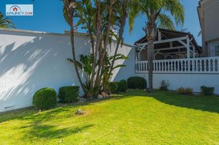 Chalet en venta en Montequinto en Dos Hermanas