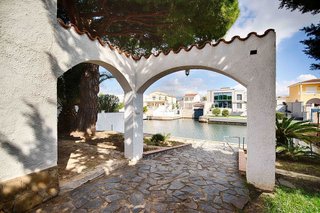 Chalet en venta en Empuriabrava en Castelló d´Empúries