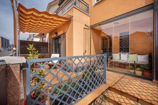 Casa adosada en venta en Polígono - Carrefour en Ávila