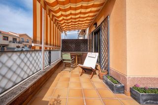 Casa adosada en venta en Polígono - Carrefour en Ávila