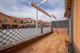 Casa adosada en venta en Polígono - Carrefour en Ávila