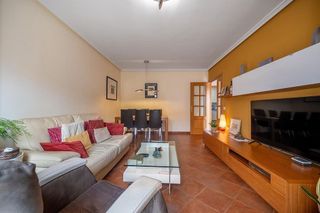 Casa adosada en venta en Polígono - Carrefour en Ávila