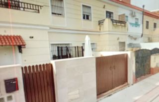 Casa adosada en venta en Coria del Río