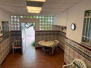 Chalet en venta en El Poblado - Abulagar en Puertollano