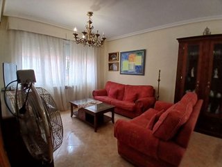 Casa adosada en venta en Tomelloso