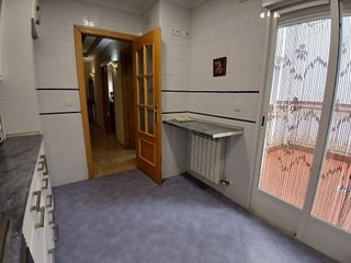 Casa adosada en venta en Tomelloso