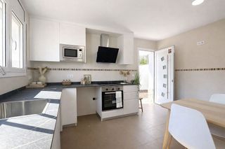 Chalet en venta en Vallirana