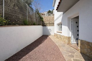 Chalet en venta en Vallirana