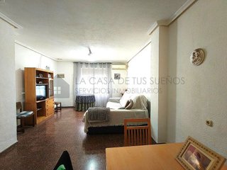 Chalet en venta en Elda